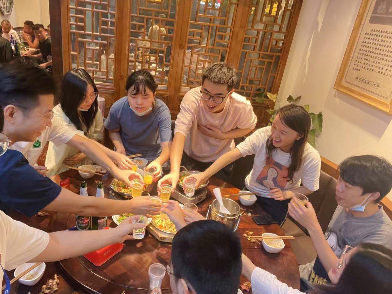 产品部.jpg